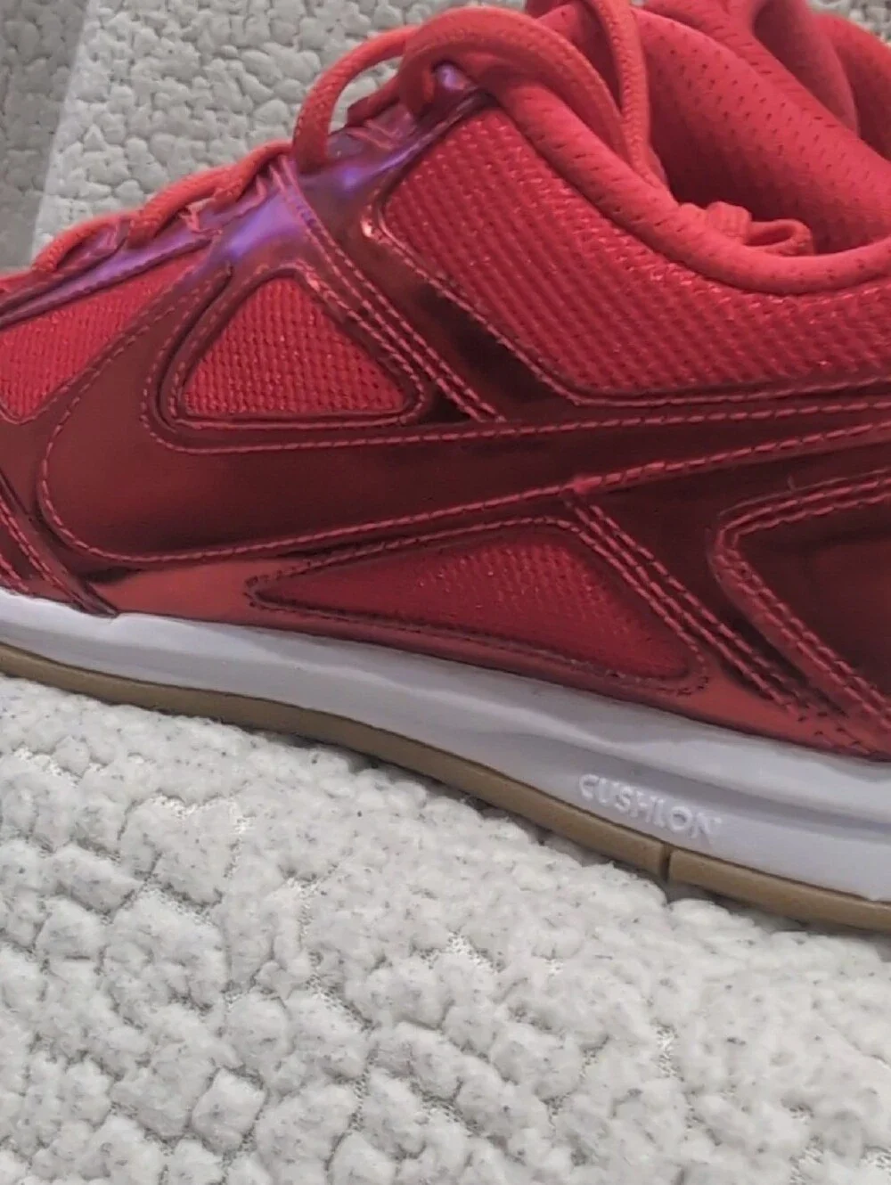 Nike Red Gato LV8